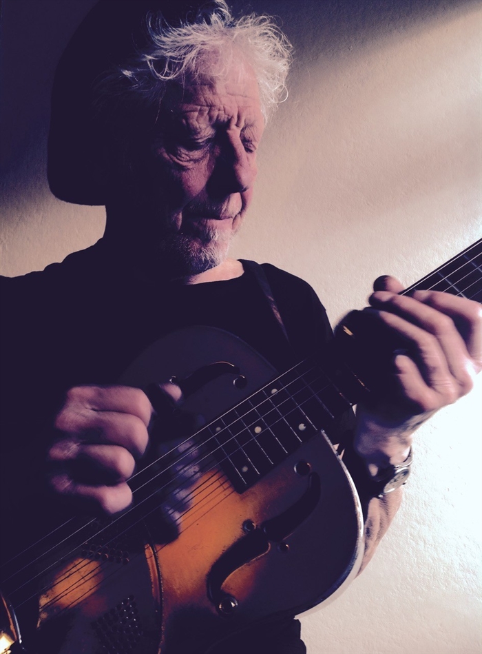 Roger Hubbard Authentic Blues & Roots